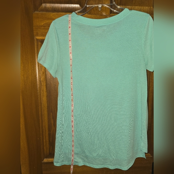 Arizona Jean Co. Short Sleeve Tee w/Hi-Lo Split Hem, Western Design, Large - Picture 5 of 11